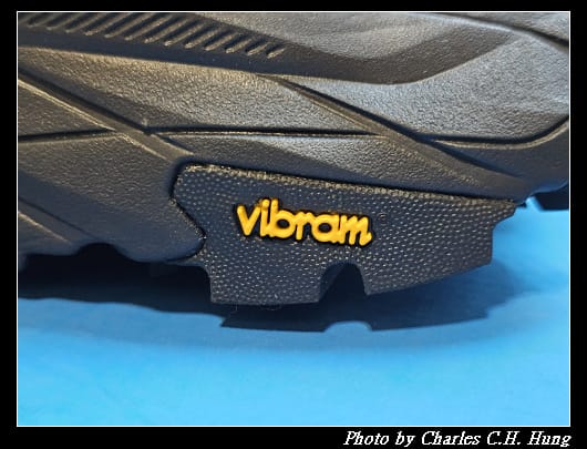 HOKA_011.jpg