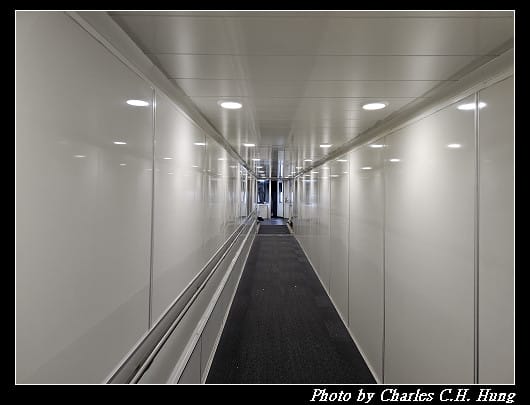 北海道賞櫻–Day 1–啟程：臺灣桃園國際機場第一航廈 星宇航空貴賓室 第二航廈Galactic Lounge