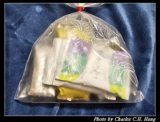 日本–六花亭 綜合包(蘭姆葡萄奶油夾心餅乾、奶油核桃夾心蛋糕、卡布奇諾霜糖千層餅、白巧克力、雪之巧克力餅乾) - 第3張圖 日本–六花亭 綜合包(蘭姆葡萄奶油夾心餅乾、奶油核桃夾心蛋糕、卡布奇諾霜糖千層餅、白巧克力、雪之巧克力餅乾)