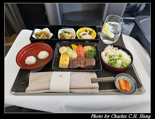 北海道賞櫻–Day 1–星宇航空 JX-860 商務艙 搭乘紀實(TPE to HKD) - 第93張圖 北海道賞櫻–Day 1–星宇航空 JX-860 商務艙 搭乘紀實(TPE to HKD)
