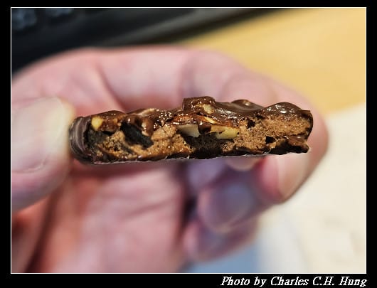 日本–Juchheim 杏仁和夏威夷豆巧克力莎布蕾(Almond & Macadamia Chocolat Sablé) - 第13張圖 日本–Juchheim 杏仁和夏威夷豆巧克力莎布蕾(Almond & Macadamia Chocolat Sablé)