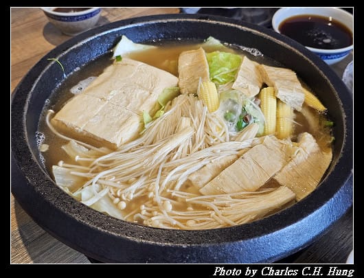 基隆中正–彩虹灣-望海巷石頭火鍋、咖啡