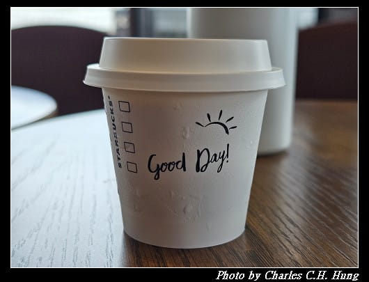 臺中清水–Starbucks 星巴克（清水站3F門市）焦糖蘋果布丁