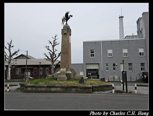 北海道賞櫻–Day 3–函館末広町散策（函館西波止場、新島襄銅像、北海道第一步地碑、箱館運上所跡、護衛艦はまゆき主錨、明治天皇上陸紀念碑）