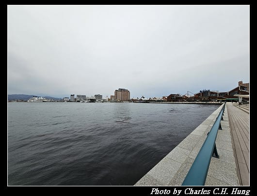 北海道賞櫻–Day 3–函館末広町散策（函館西波止場、新島襄銅像、北海道第一步地碑、箱館運上所跡、護衛艦はまゆき主錨、明治天皇上陸紀念碑）