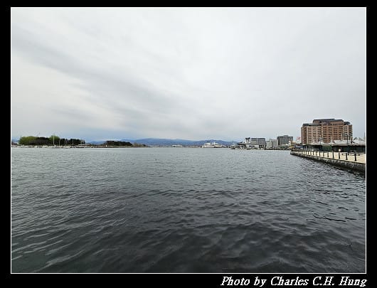 北海道賞櫻–Day 3–函館末広町散策（函館西波止場、新島襄銅像、北海道第一步地碑、箱館運上所跡、護衛艦はまゆき主錨、明治天皇上陸紀念碑）