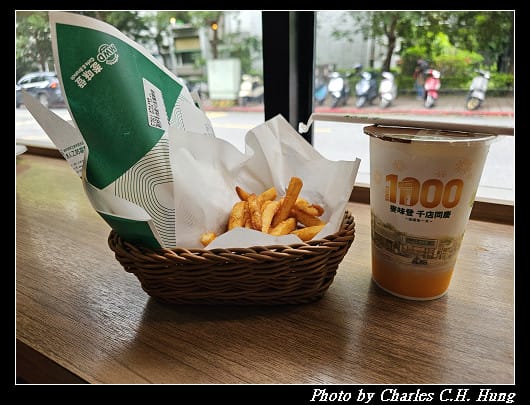 臺北松山–麥味登(北市健康店)超厚牛肉起司蛋鬆餅堡 - 第5張圖 臺北松山–麥味登(北市健康店)超厚牛肉起司蛋鬆餅堡