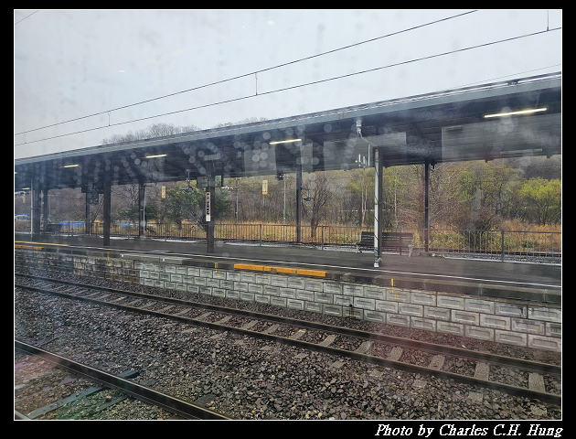 北海道賞櫻–Day 5–特急北斗HOKUTO（261系）9号 綠色車廂（Green Car）函館 to 札幌