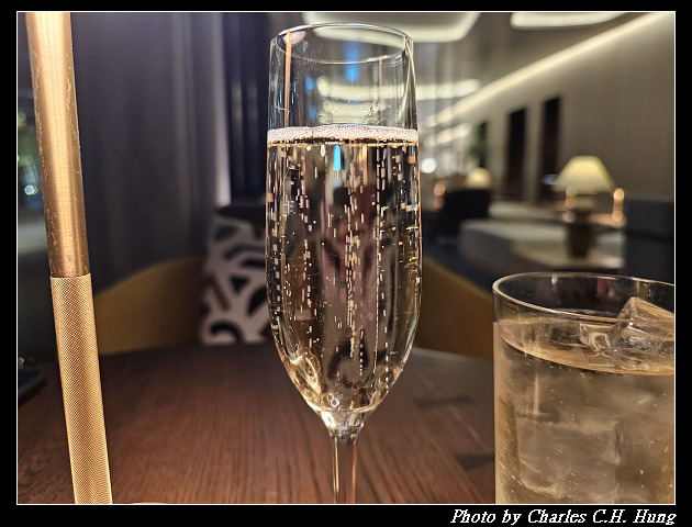 北海道賞櫻–Day 5–札幌萬怡酒店（Courtyard by Marriott Sapporo、コートヤード・バイ・マリオット札幌）豪華大床房（Deluxe Room King）