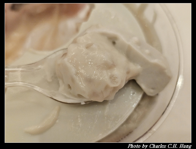 基隆仁愛–連珍糕餅店 雪露