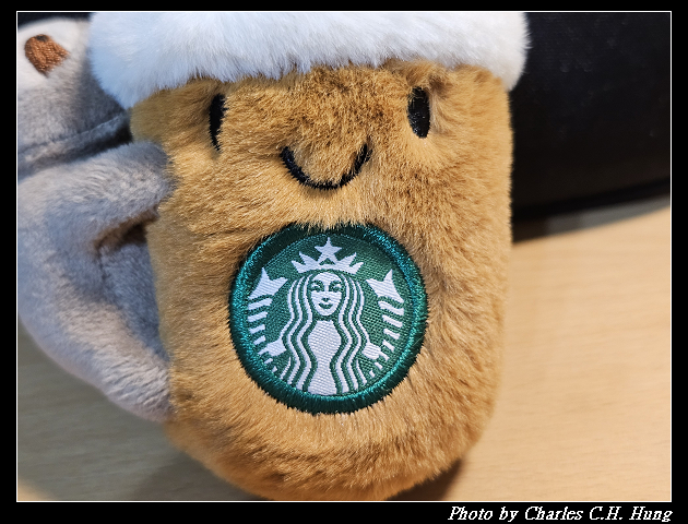 【Starbucks 星巴克】抱抱咖啡樹懶鑰匙圈