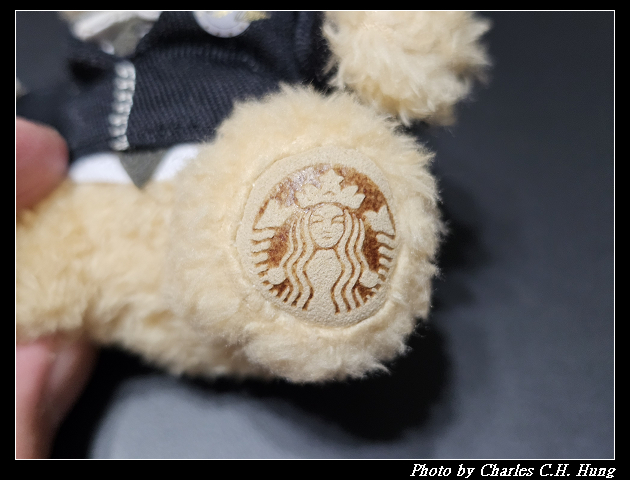 【Starlux 星宇航空】STARLUX + STARBUCKS跨界聯名系列 機師熊吊飾組、迷你餐車收納盒、航空集裝箱收納套 - 第8張圖 【Starlux 星宇航空】STARLUX + STARBUCKS跨界聯名系列 機師熊吊飾組、迷你餐車收納盒、航空集裝箱收納套
