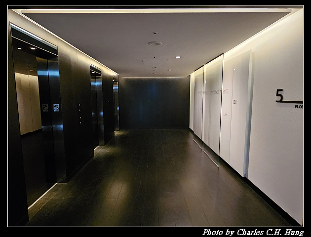 臺北信義–台北寒舍艾美酒店（Le Méridien Taipei）露臺豪華客房（Balcony Deluxe King）
