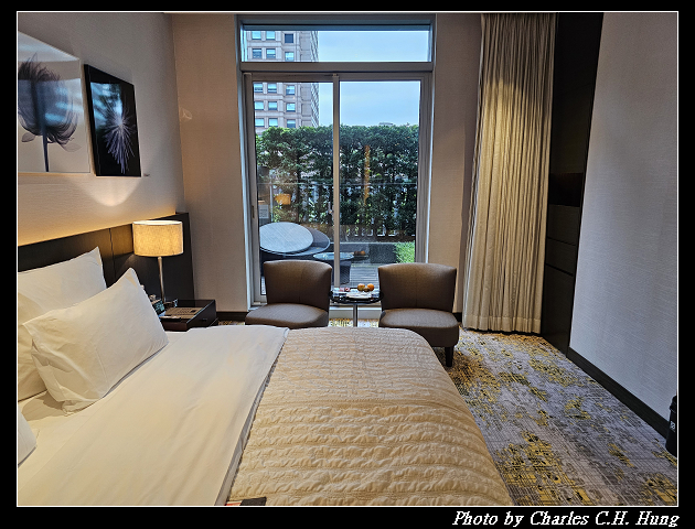 臺北信義–台北寒舍艾美酒店（Le Méridien Taipei）露臺豪華客房（Balcony Deluxe King）