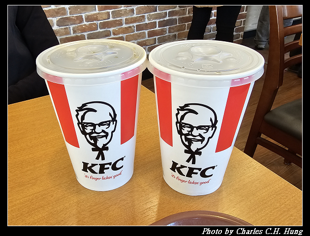 北海道賞櫻–Day 7–午餐：KFC（ケンタッキーフライドチキン）円山店
